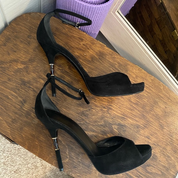 Gucci Black Suede Ankle Strap Peep Toe Bamboo Heel Stilettos Size EU 39.5 US 9.5 - Picture 4 of 9
